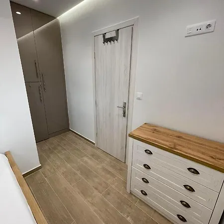 Andrea's Luxury In Apartament Néa Fókaia