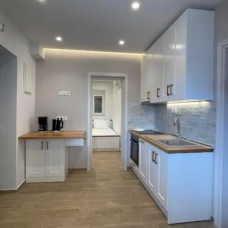 Andrea's Luxury In *