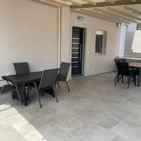 Apartament Andrea's Luxury In Néa Fókaia